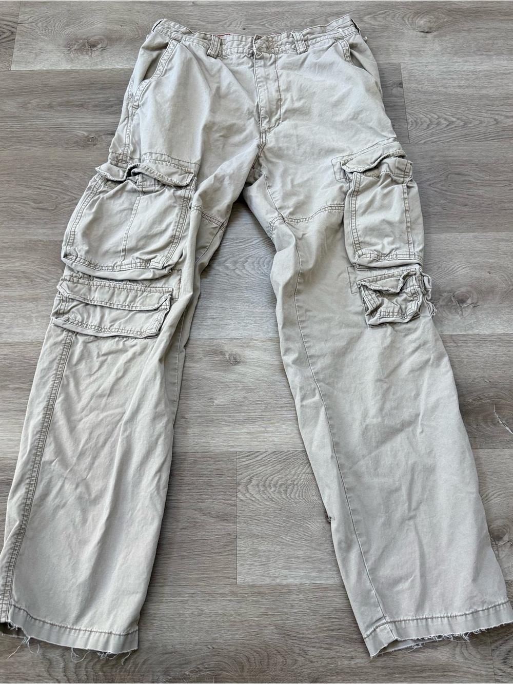 Vintage Mossimo Cargo Pants Beige Baggy Skater Y2K Grunge Utility ACTUAL 32x32